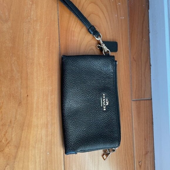 Coach Handbags - Coach Black Leather Essential Small Wristlet
